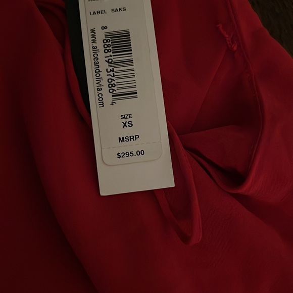 Alice and Olivia Red Silk Cold Shoulder Cropped Blouse Saks 5th Ave Exclusive!!! - Picture 3 of 6